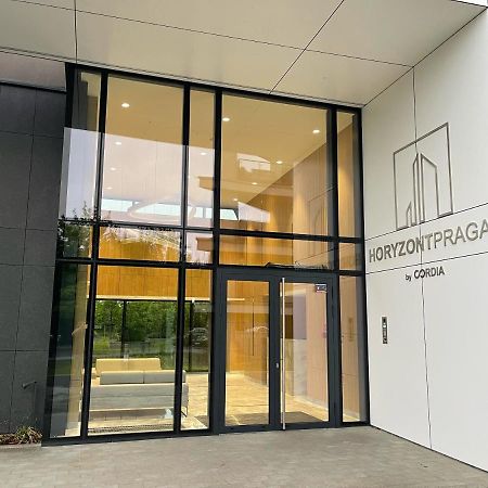 Newport Industrial Apartment Варшава Екстер'єр фото