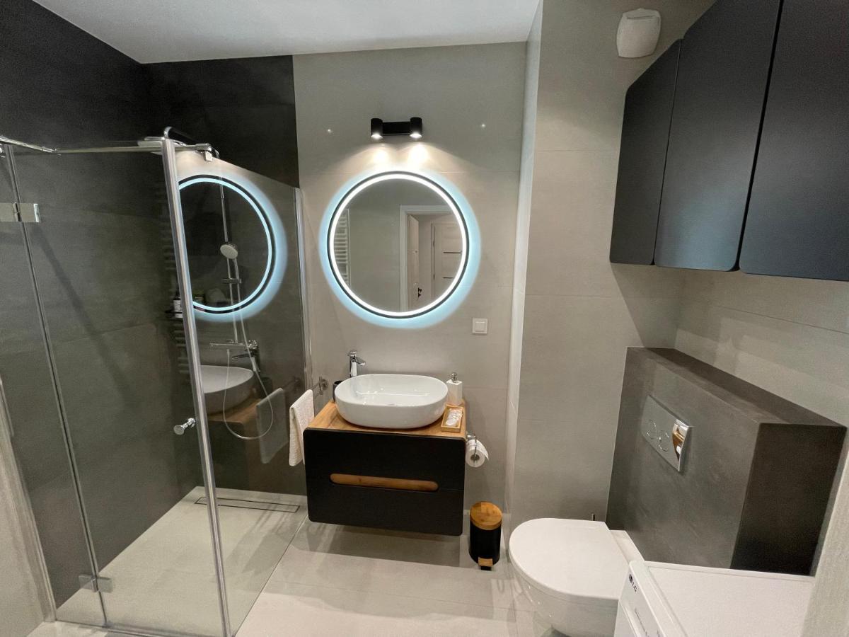 Newport Industrial Apartment Варшава Екстер'єр фото
